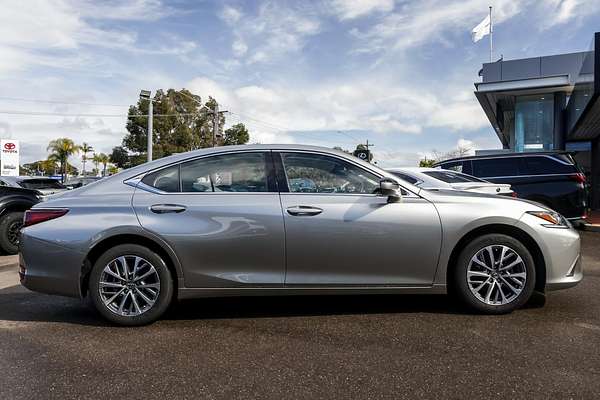 2022 Lexus ES ES250 Luxury AXZA10R