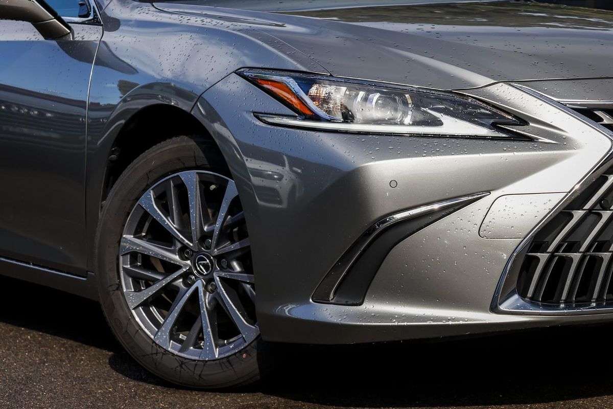 2022 Lexus ES ES250 Luxury AXZA10R
