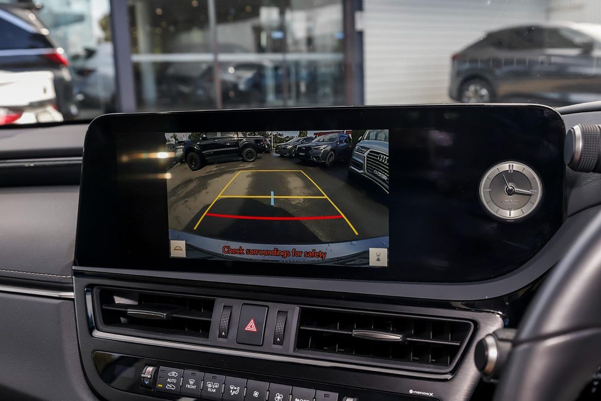 2022 Lexus ES ES250 Luxury AXZA10R