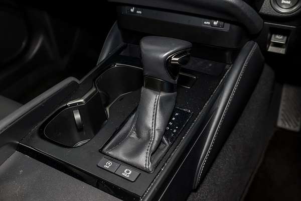 2022 Lexus ES ES250 Luxury AXZA10R