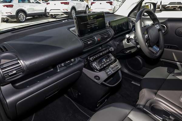 2025 Hyundai INSTER Cross AX.V1