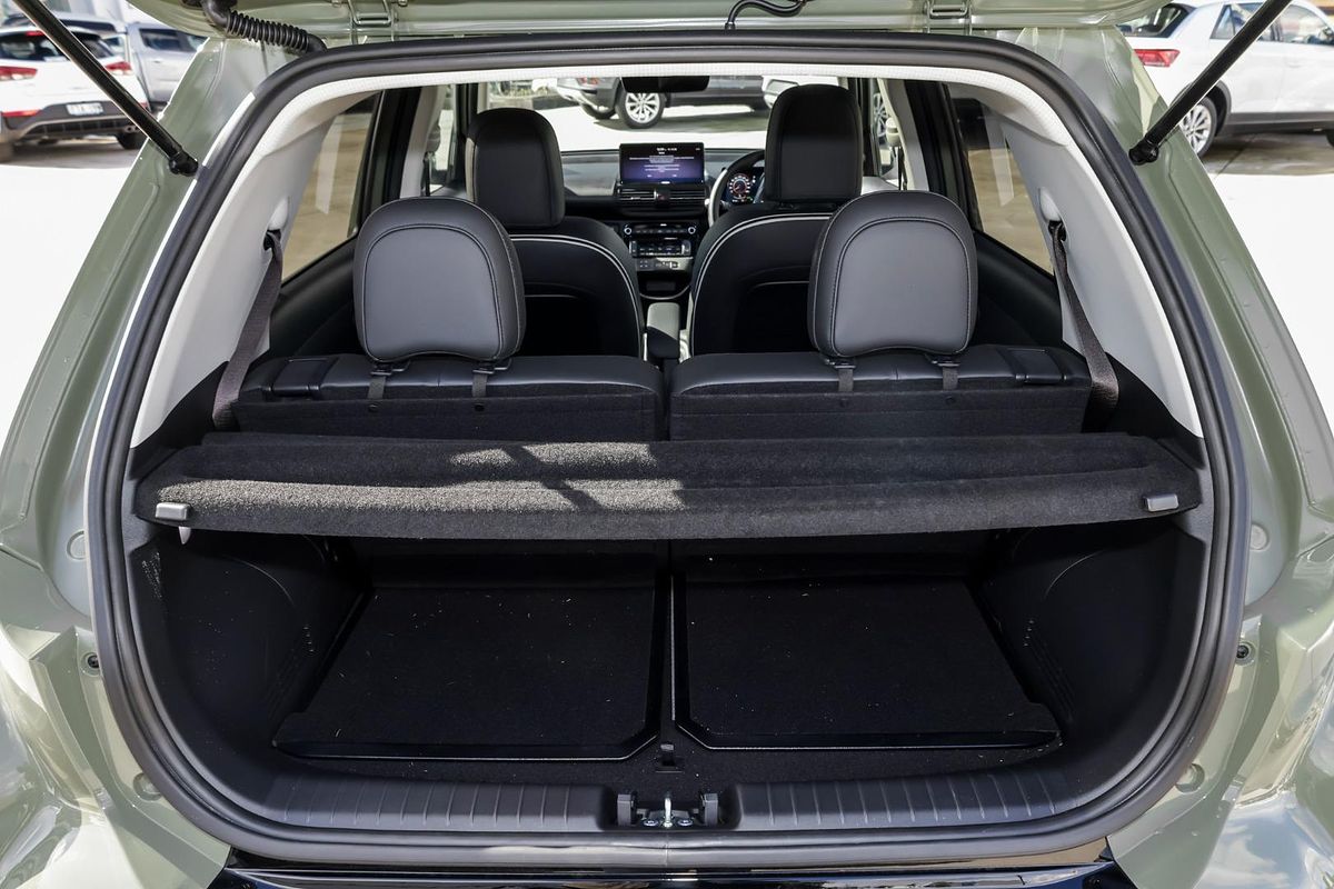 2025 Hyundai INSTER Cross AX.V1