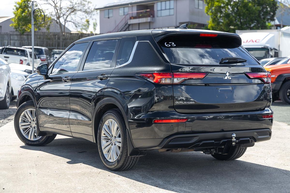 2022 Mitsubishi Outlander ES ZM