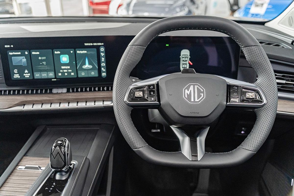 2025 MG QS Excite IS31