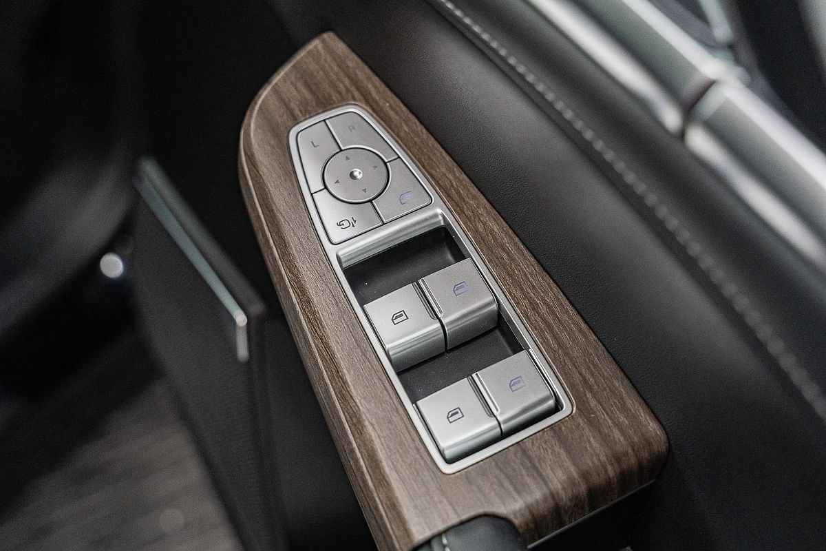 2025 MG QS Excite IS31