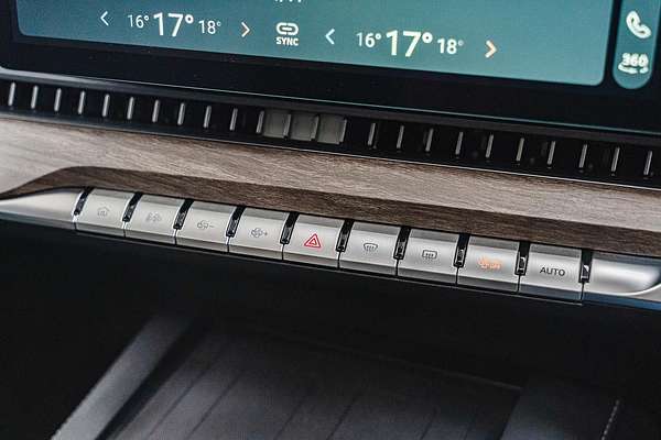 2025 MG QS Excite IS31