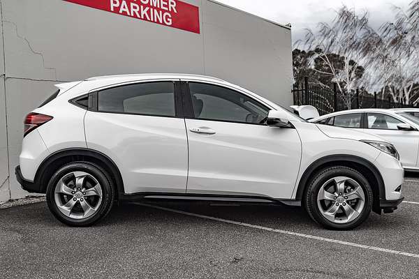 2017 Honda HR-V VTi-S