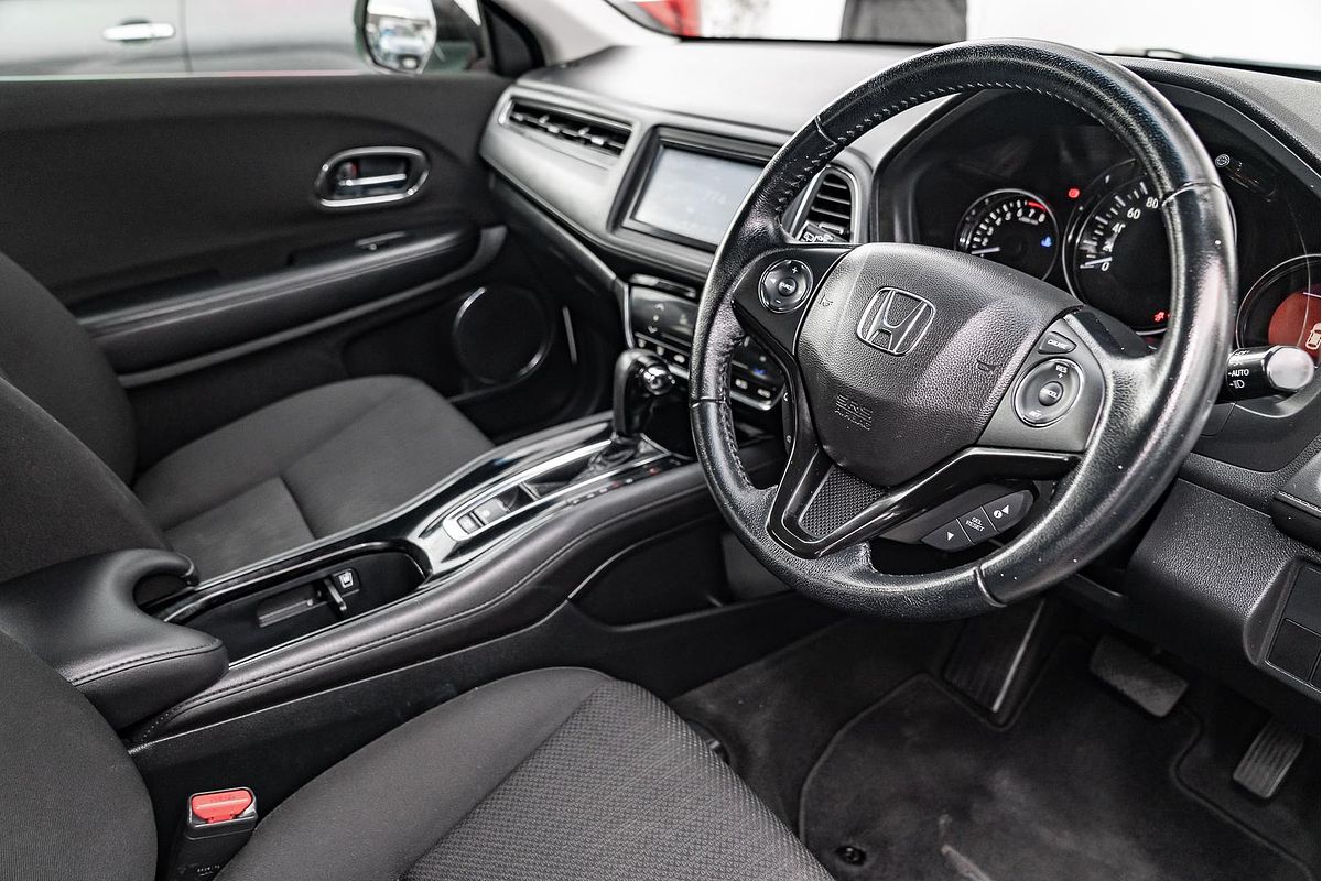 2017 Honda HR-V VTi-S