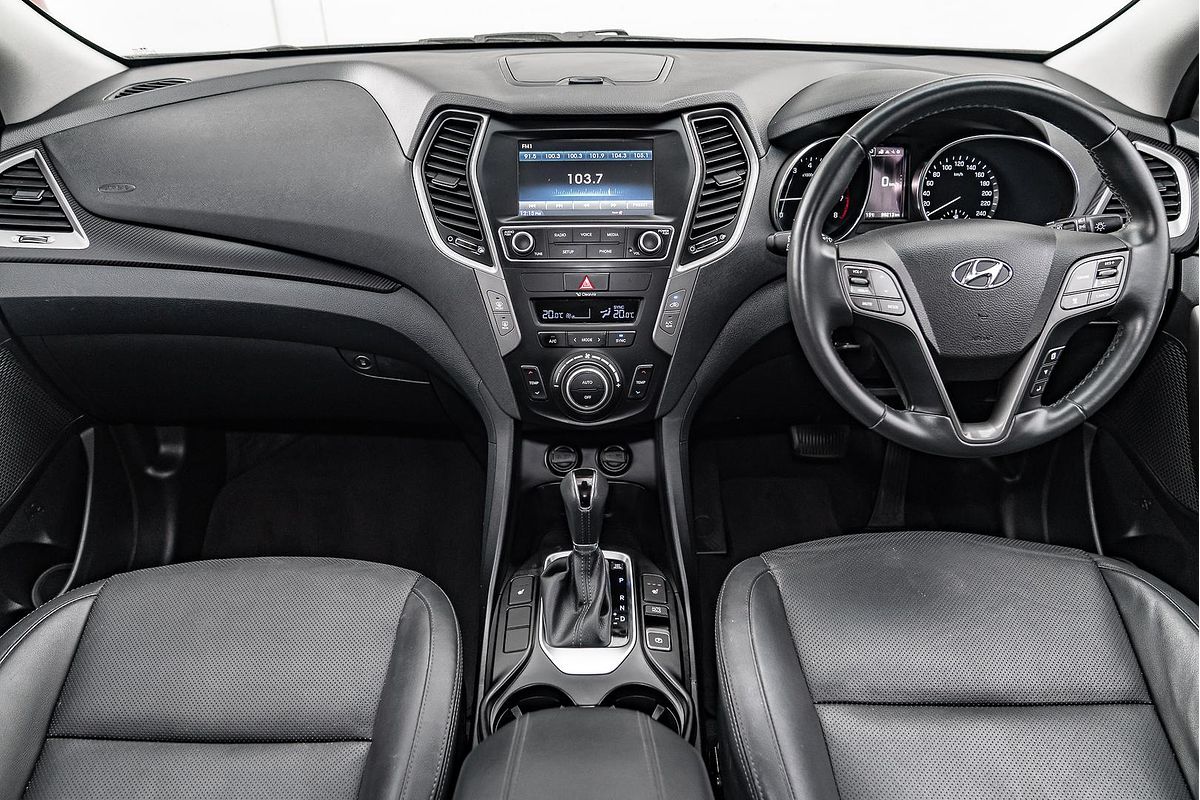 2017 Hyundai Santa Fe Active X DM5 Series II