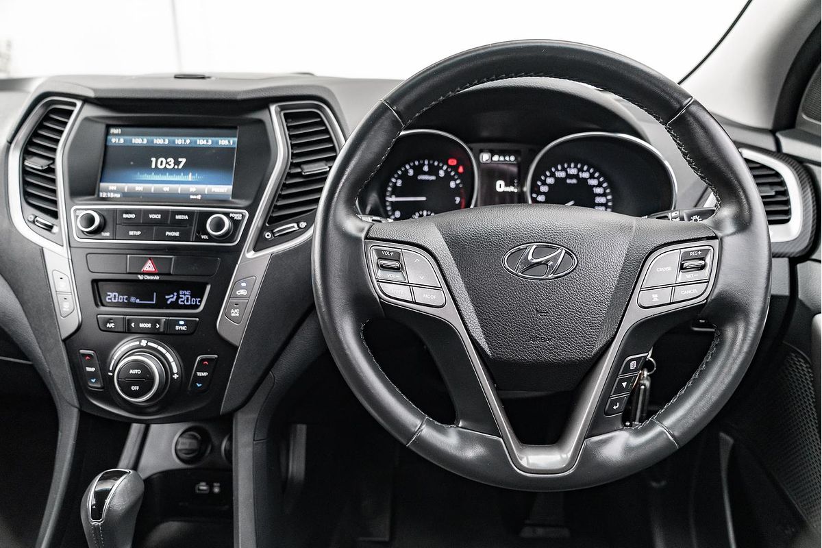 2017 Hyundai Santa Fe Active X DM5 Series II
