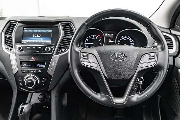 2017 Hyundai Santa Fe Active X DM5 Series II