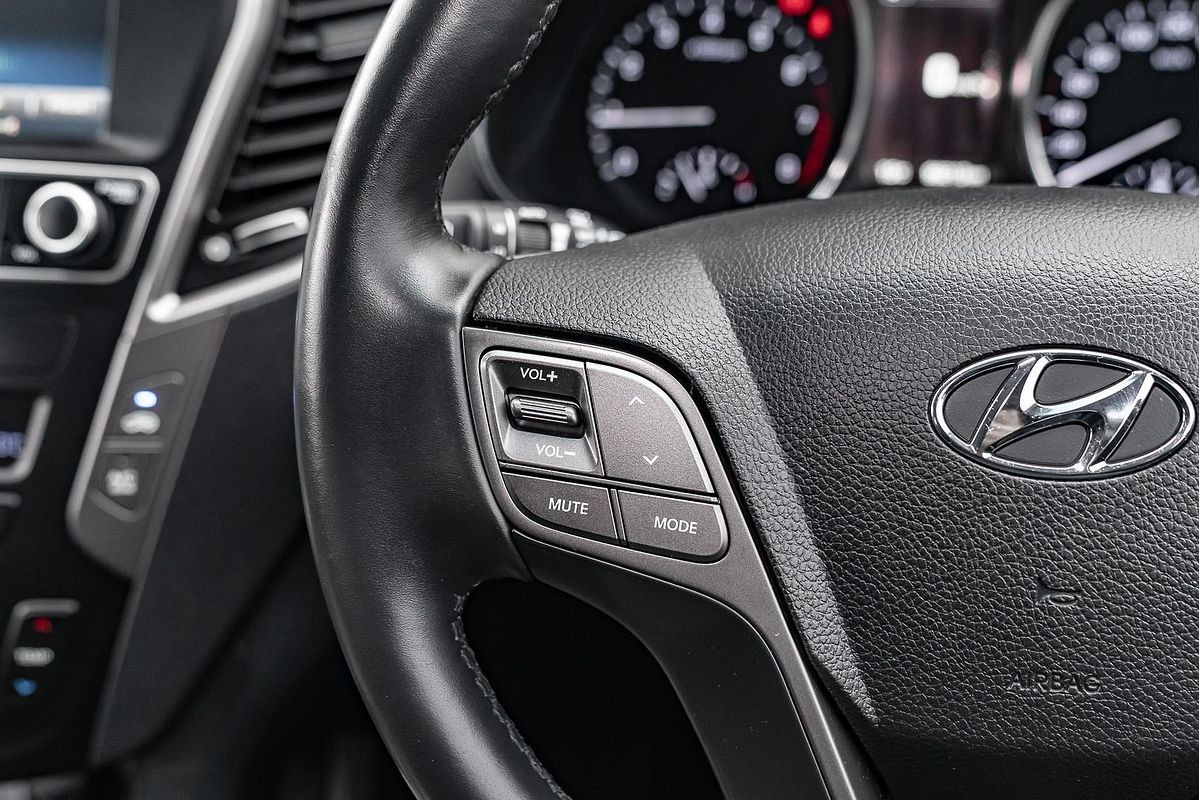 2017 Hyundai Santa Fe Active X DM5 Series II