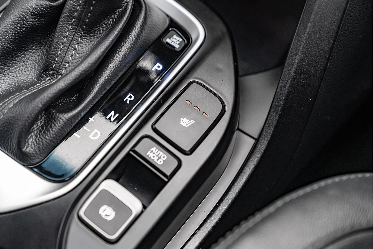 2017 Hyundai Santa Fe Active X DM5 Series II