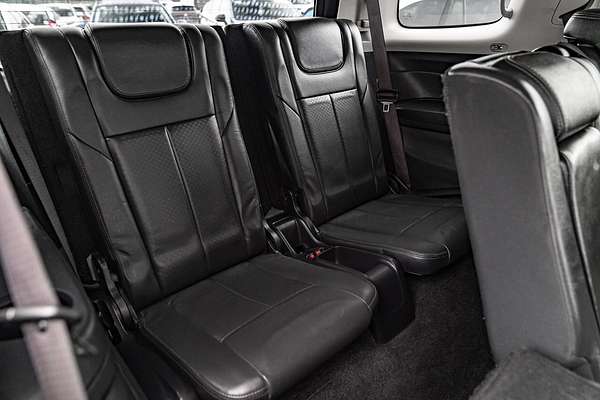 2015 Isuzu MU-X LS-T