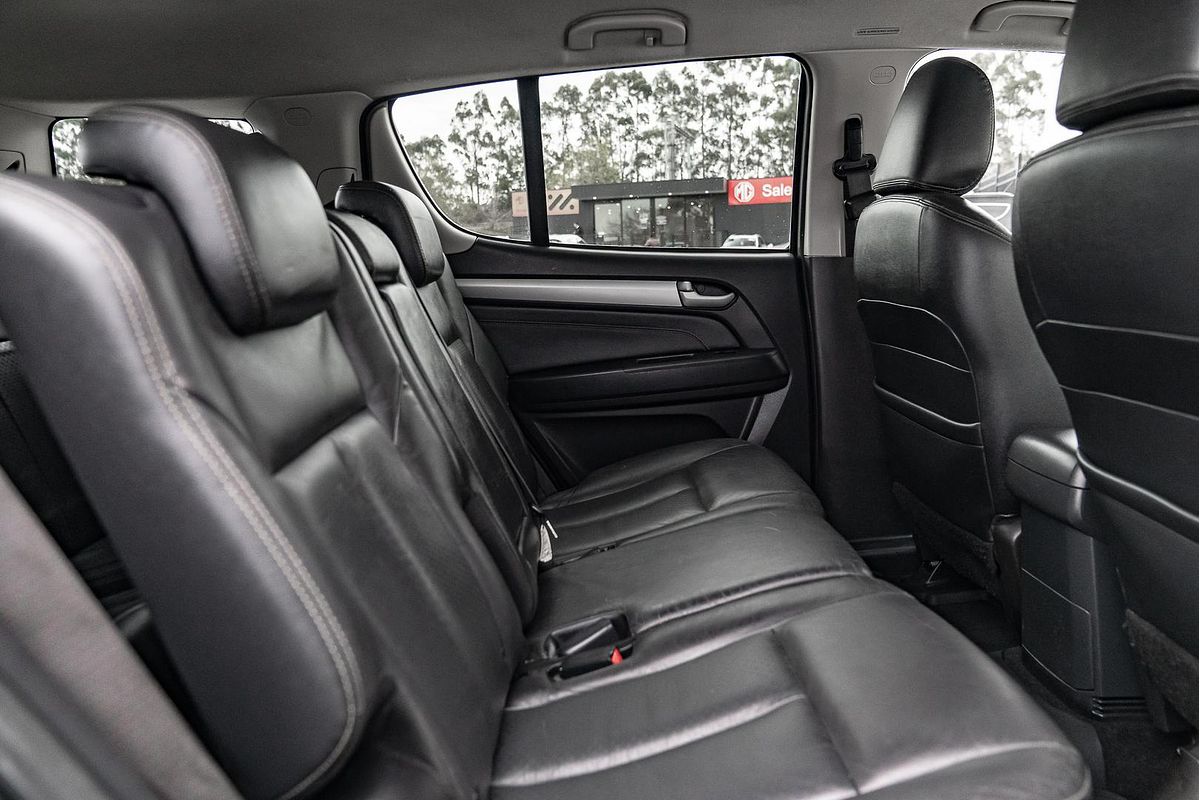 2015 Isuzu MU-X LS-T