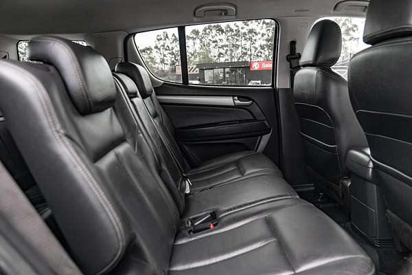 2015 Isuzu MU-X LS-T