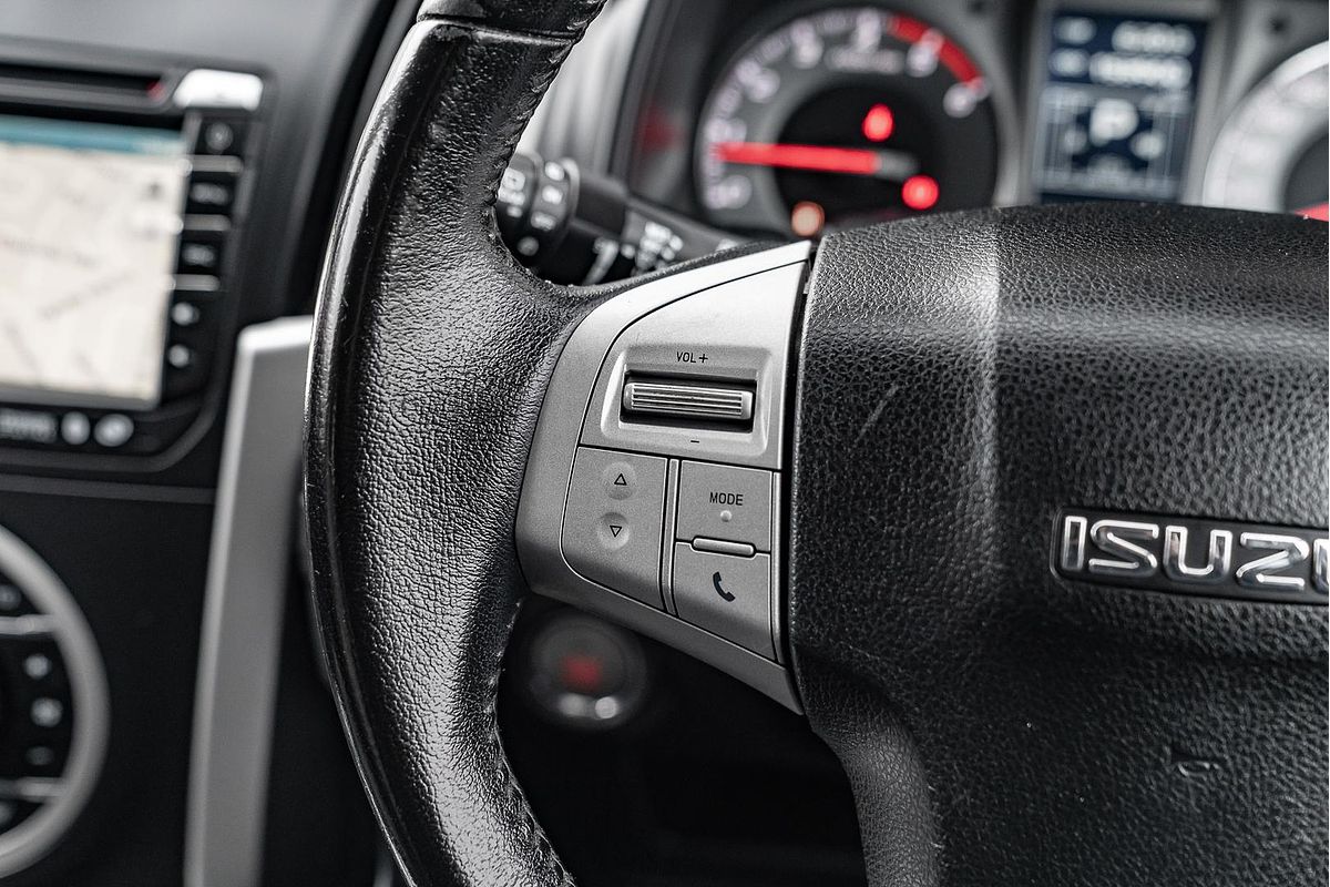 2015 Isuzu MU-X LS-T