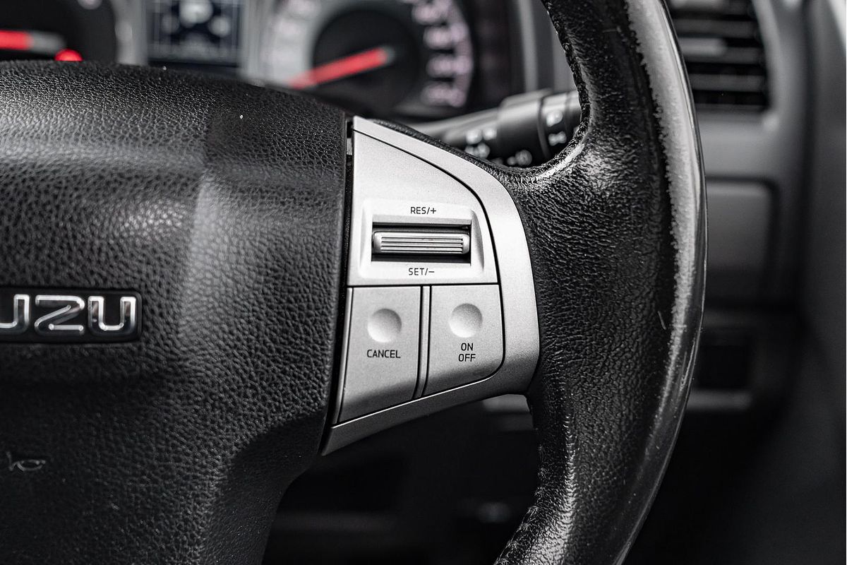 2015 Isuzu MU-X LS-T