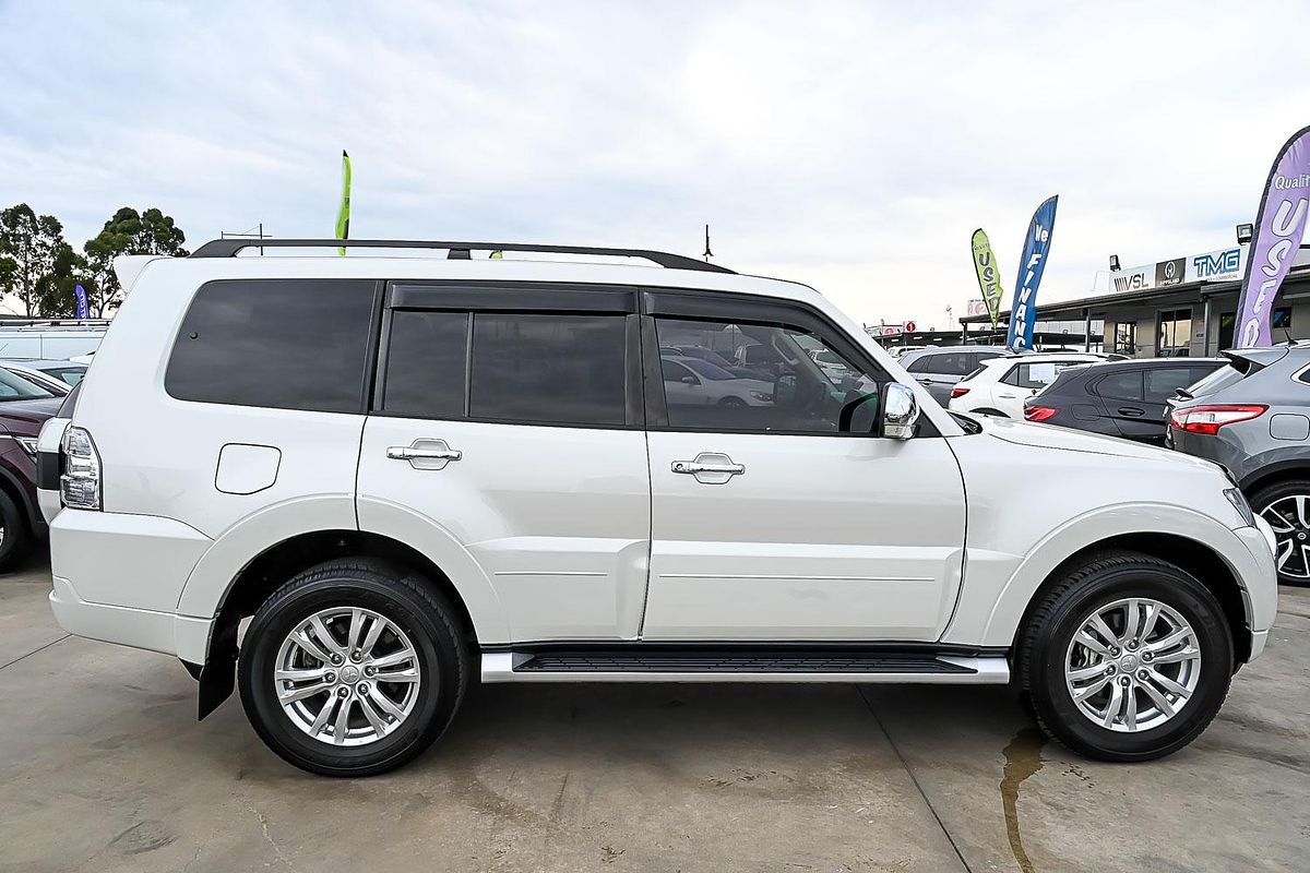 2017 Mitsubishi Pajero GLX NX