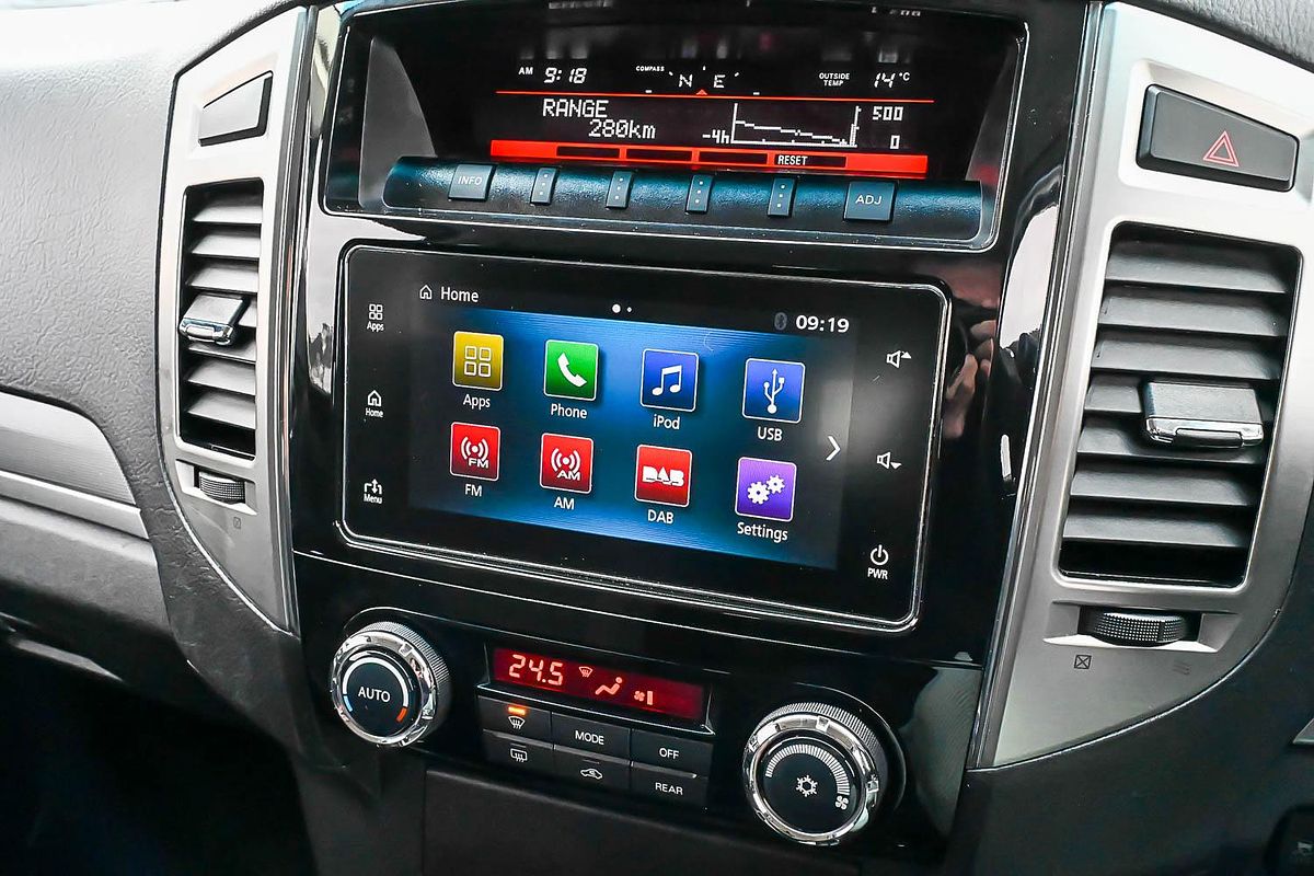 2017 Mitsubishi Pajero GLX NX