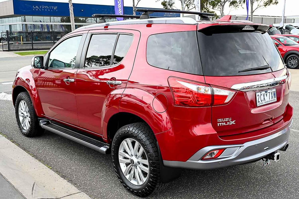 2018 Isuzu MU-X LS-T