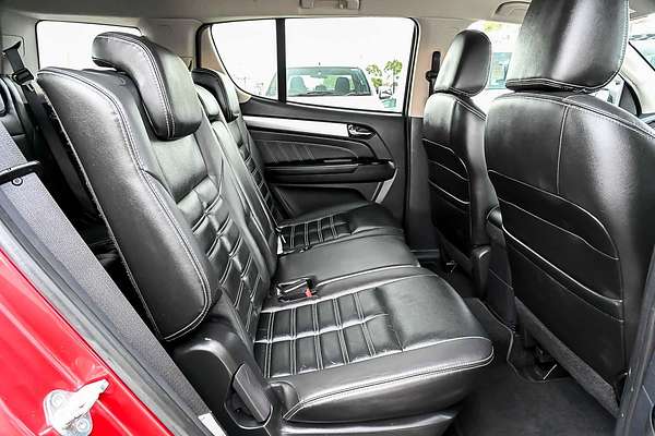 2018 Isuzu MU-X LS-T