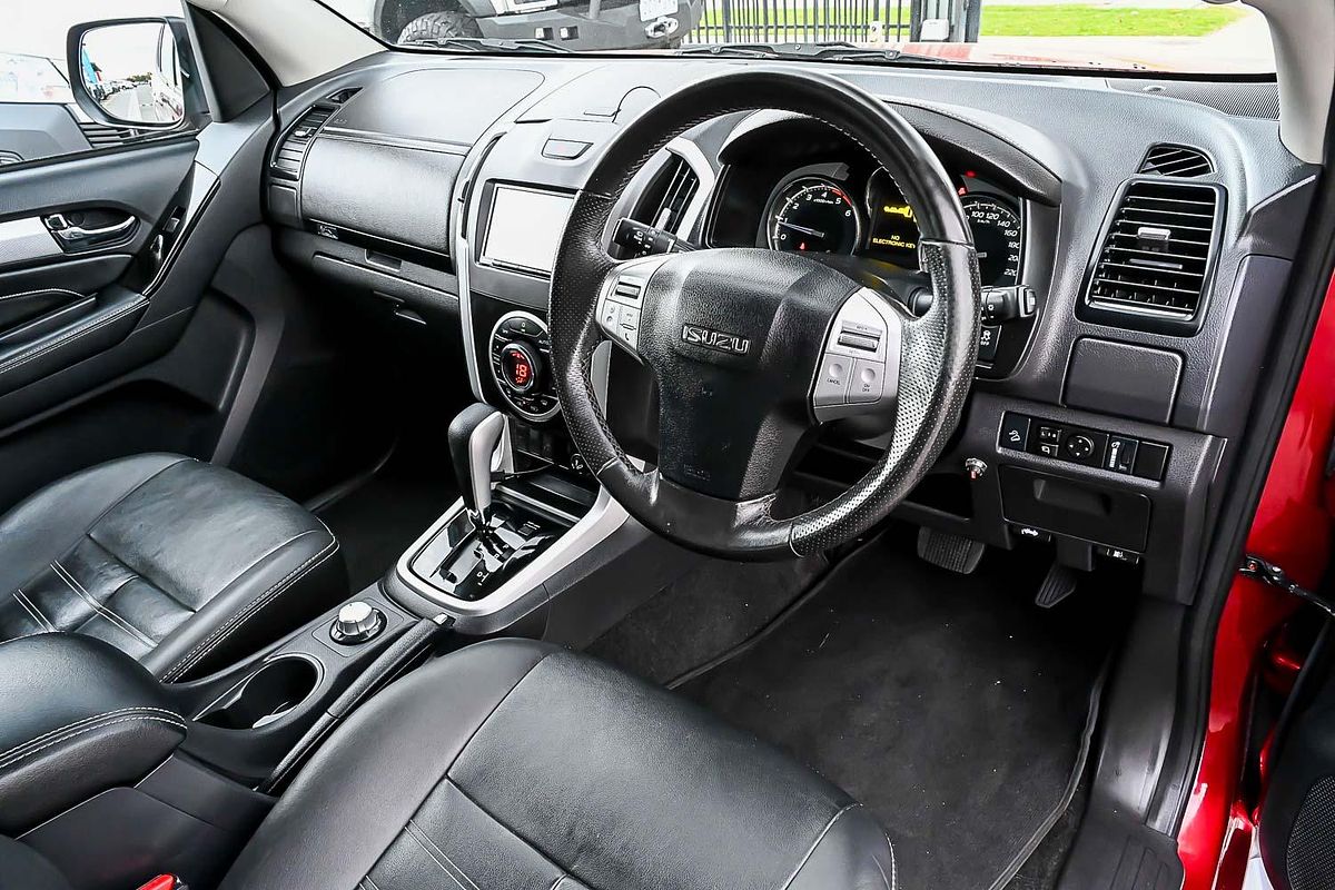 2018 Isuzu MU-X LS-T