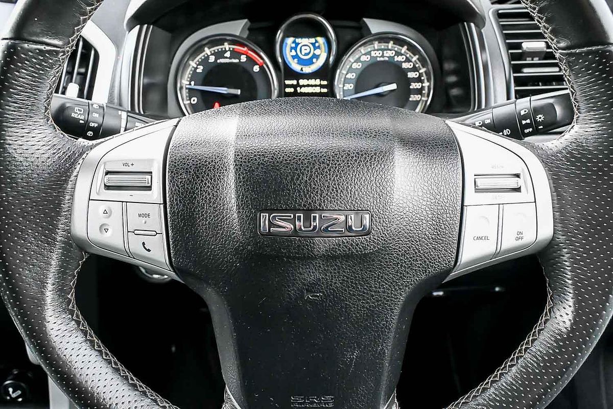 2018 Isuzu MU-X LS-T