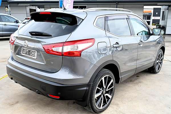 2017 Nissan QASHQAI Ti J11