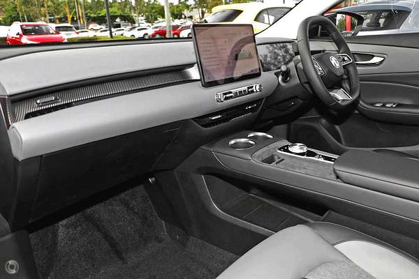 2025 MG MGS5 EV Essence 62 ZS3EM