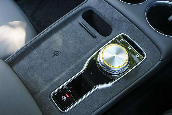 2025 MG MGS5 EV Essence 62 ZS3EM