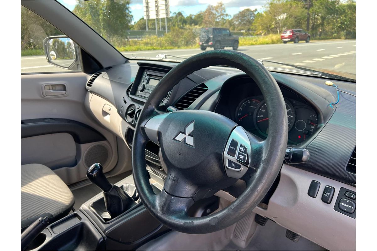 2011 Mitsubishi Triton GLX MN Rear Wheel Drive