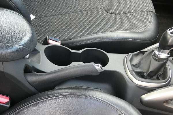 2012 Hyundai Veloster FS