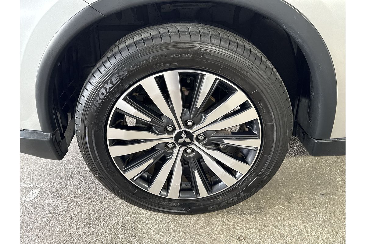 2018 Mitsubishi Outlander ES ADAS ZL