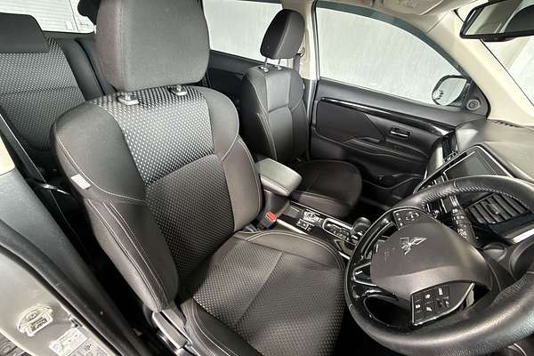 2018 Mitsubishi Outlander ES ADAS ZL