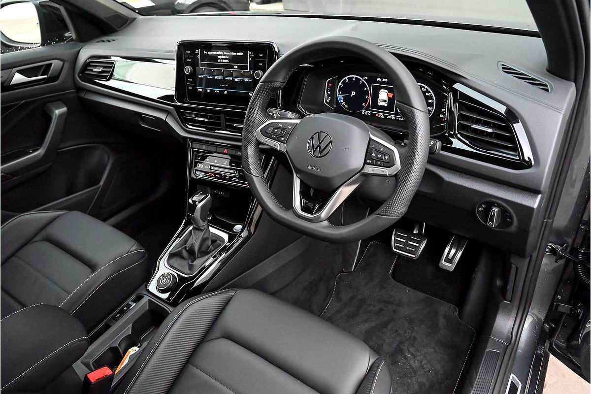 2025 Volkswagen T-Roc 140TSI R-Line D11