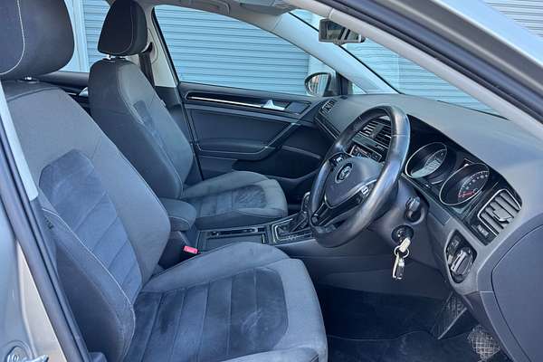2014 Volkswagen Golf 103TSI Highline 7