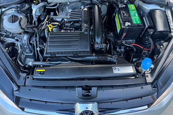 2014 Volkswagen Golf 103TSI Highline 7