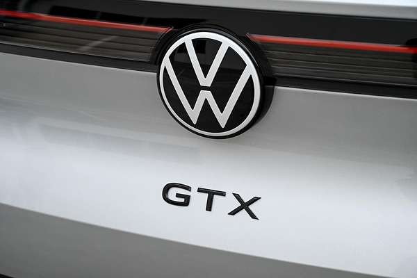 2025 Volkswagen ID.4 GTX E2