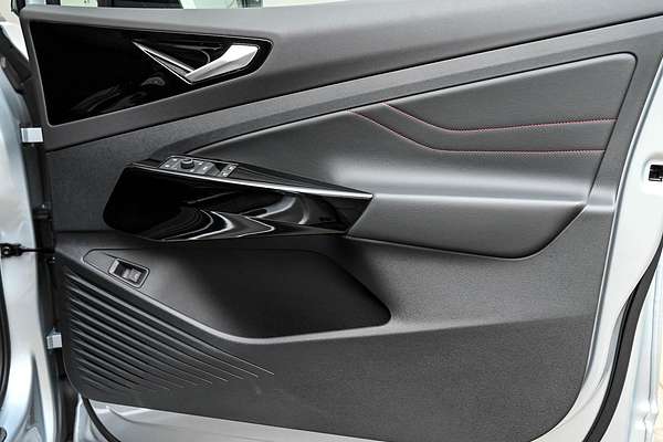 2025 Volkswagen ID.4 GTX E2