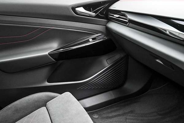 2025 Volkswagen ID.4 GTX E2
