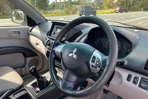 2011 Mitsubishi Triton GLX MN Rear Wheel Drive