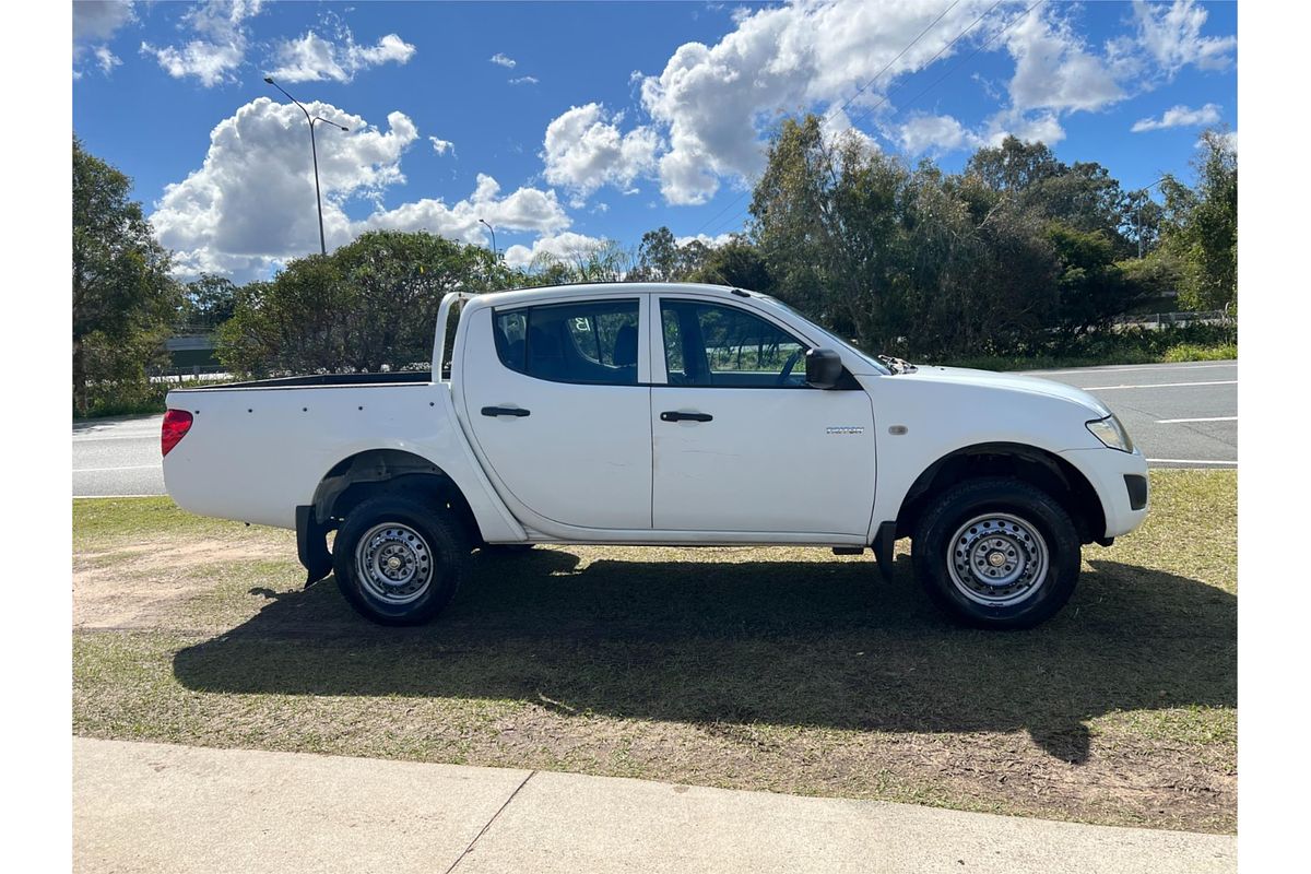 2011 Mitsubishi Triton GLX MN Rear Wheel Drive