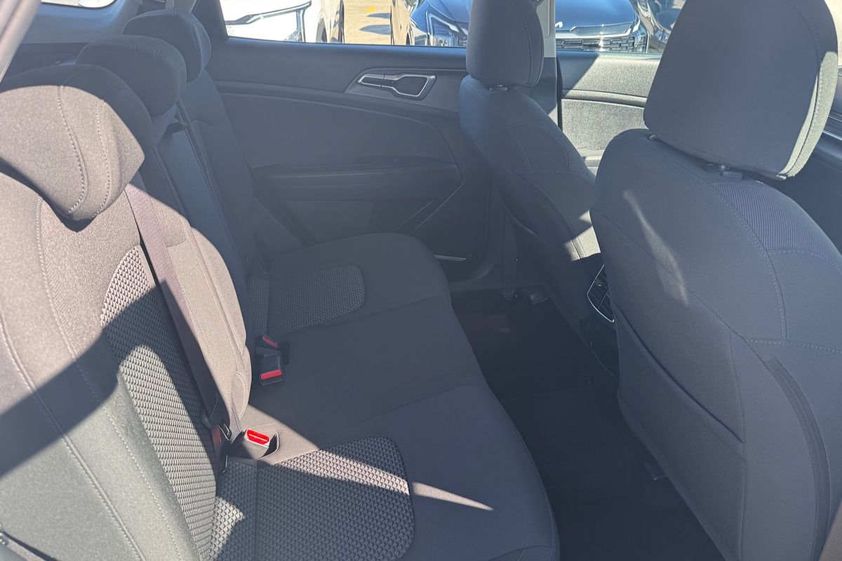 2023 Kia Sportage S NQ5