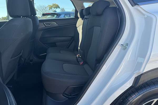 2023 Kia Sportage S NQ5