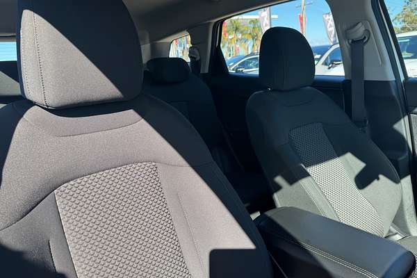 2023 Kia Sportage S NQ5