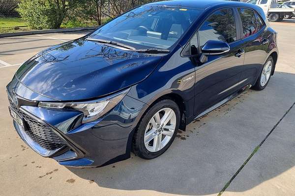 2019 Toyota Corolla SX Hybrid ZWE211R