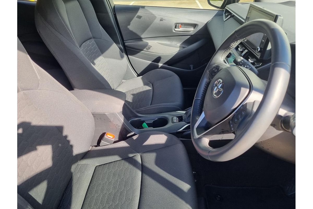 2019 Toyota Corolla SX Hybrid ZWE211R