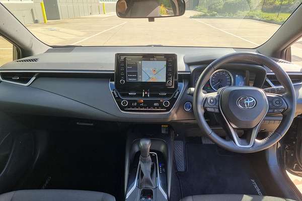 2019 Toyota Corolla SX Hybrid ZWE211R