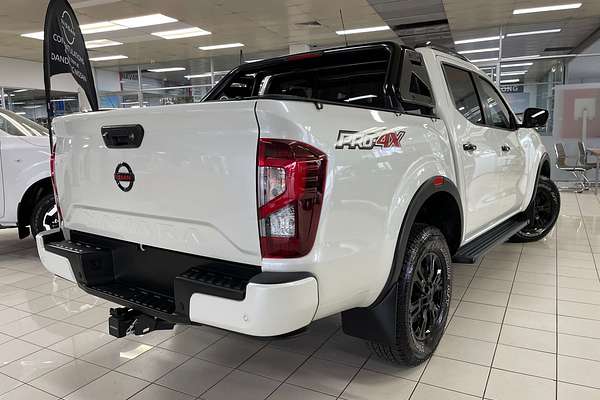 2025 Nissan Navara PRO-4X D23 4X4